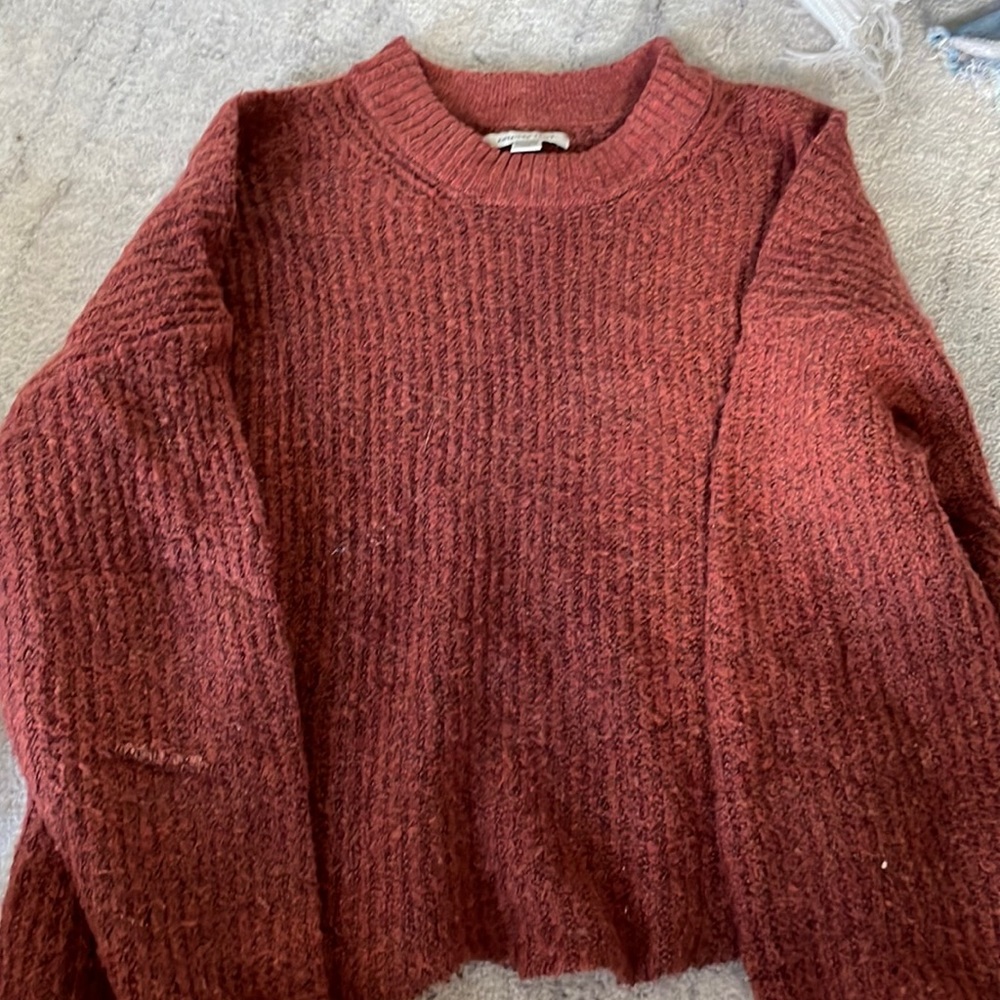 American eagle sweater